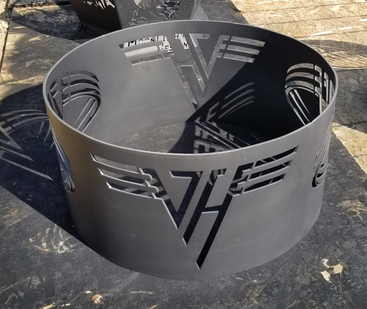 Round Fire Pit - 30"