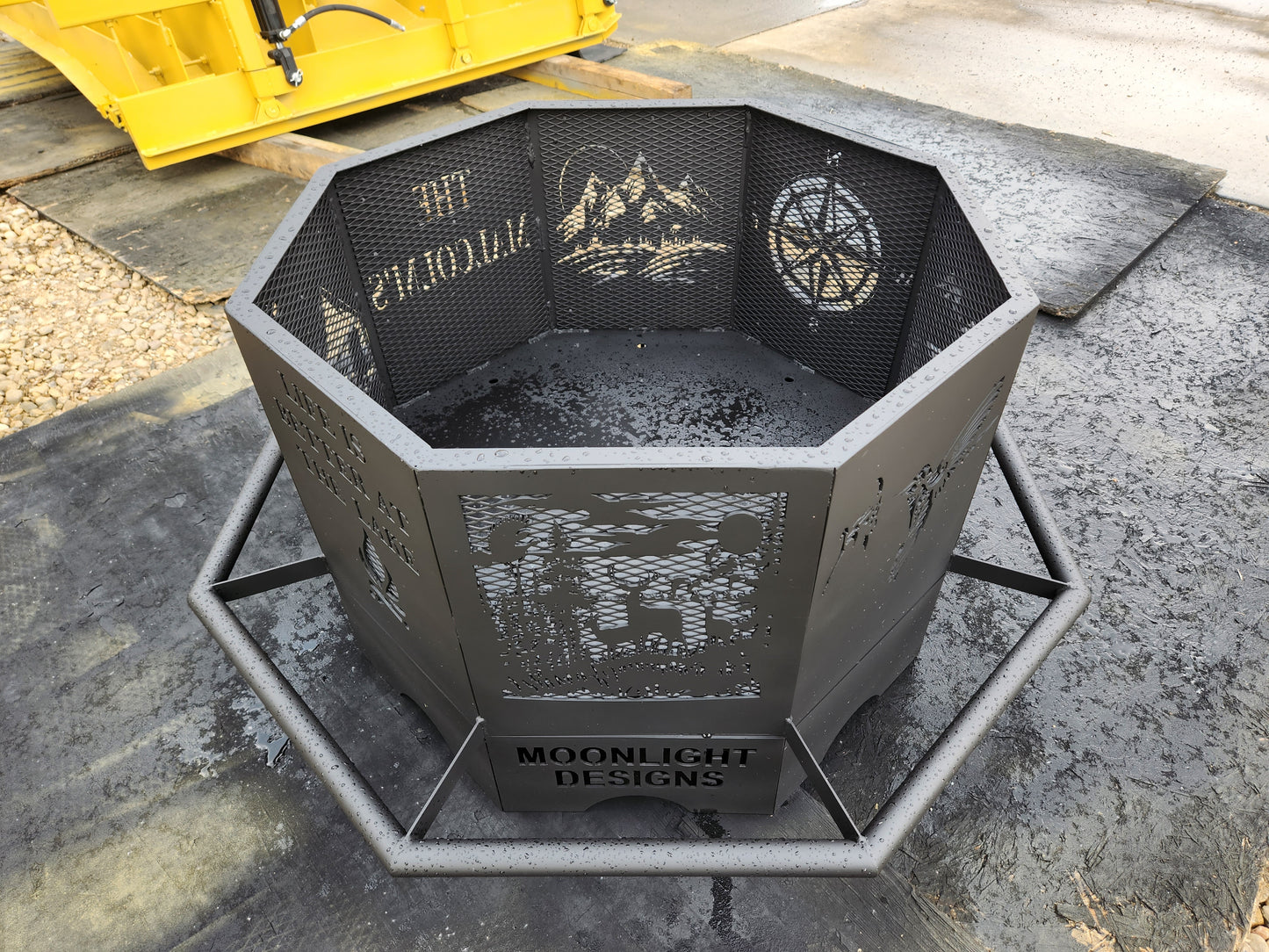 8 Sided Octagon Fire Pit, 32" with Base and Feet