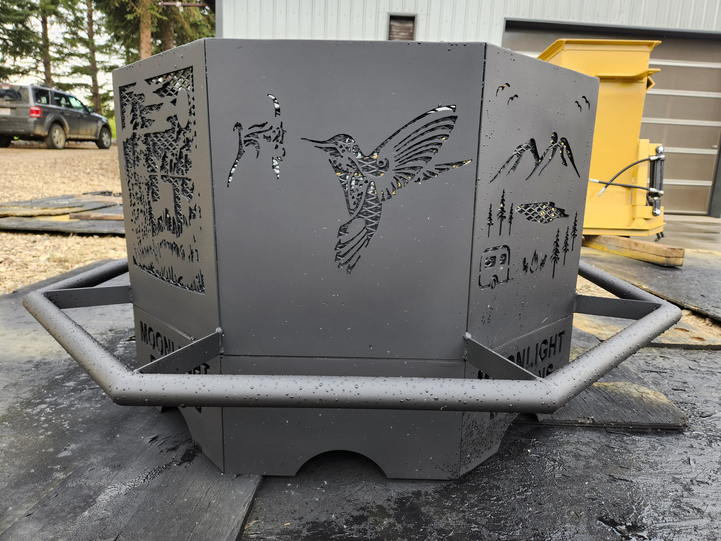 8 Sided Octagon Fire Pit, 36" with Base and Feet