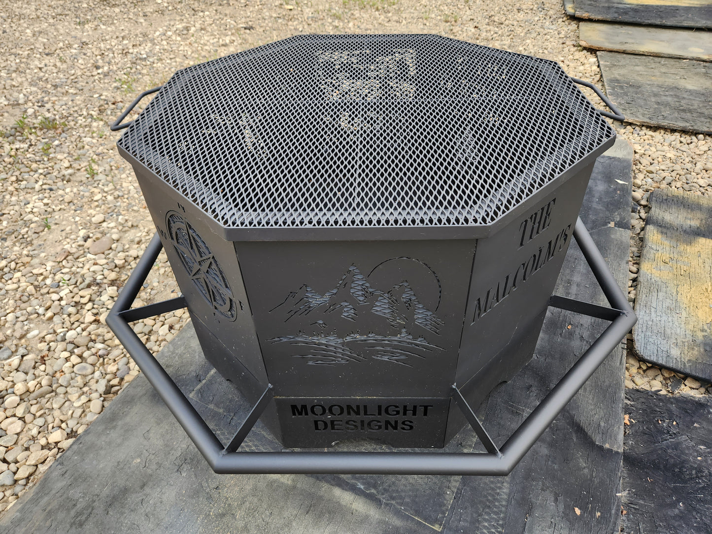 8 Sided Octagon Fire Pit, 32" with Base and Feet